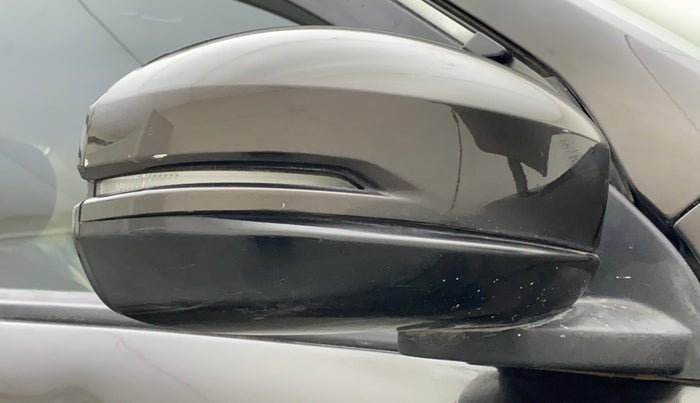 2018 Honda Amaze 1.2L I-VTEC S, Petrol, Manual, 51,234 km, Right rear-view mirror - Minor scratches