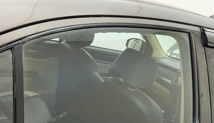 2018 Honda Amaze 1.2L I-VTEC S, Petrol, Manual, 51,234 km, Right rear door - Door visor damaged