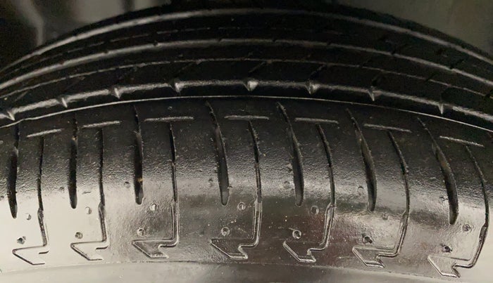2019 Maruti IGNIS DELTA 1.2 K12 AMT, Petrol, Automatic, 7,397 km, Left Front Tyre Tread
