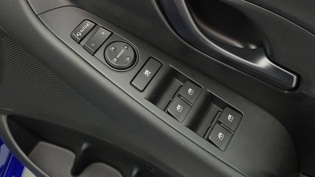 2023 Hyundai i30 N Line Premium, Automatic, 1828 km, Drivers Side Door Panel Controls