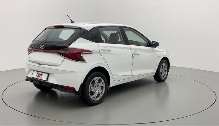 2020 Hyundai NEW I20 MAGNA 1.2 MT, Petrol, Manual, 25,442 km, Right Back Diagonal