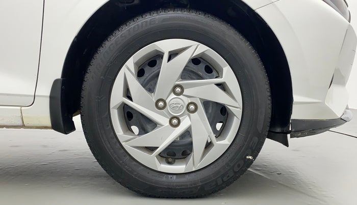 2020 Hyundai NEW I20 MAGNA 1.2 MT, Petrol, Manual, 25,442 km, Right Front Wheel