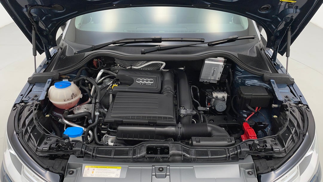 Open Bonnet (Engine)