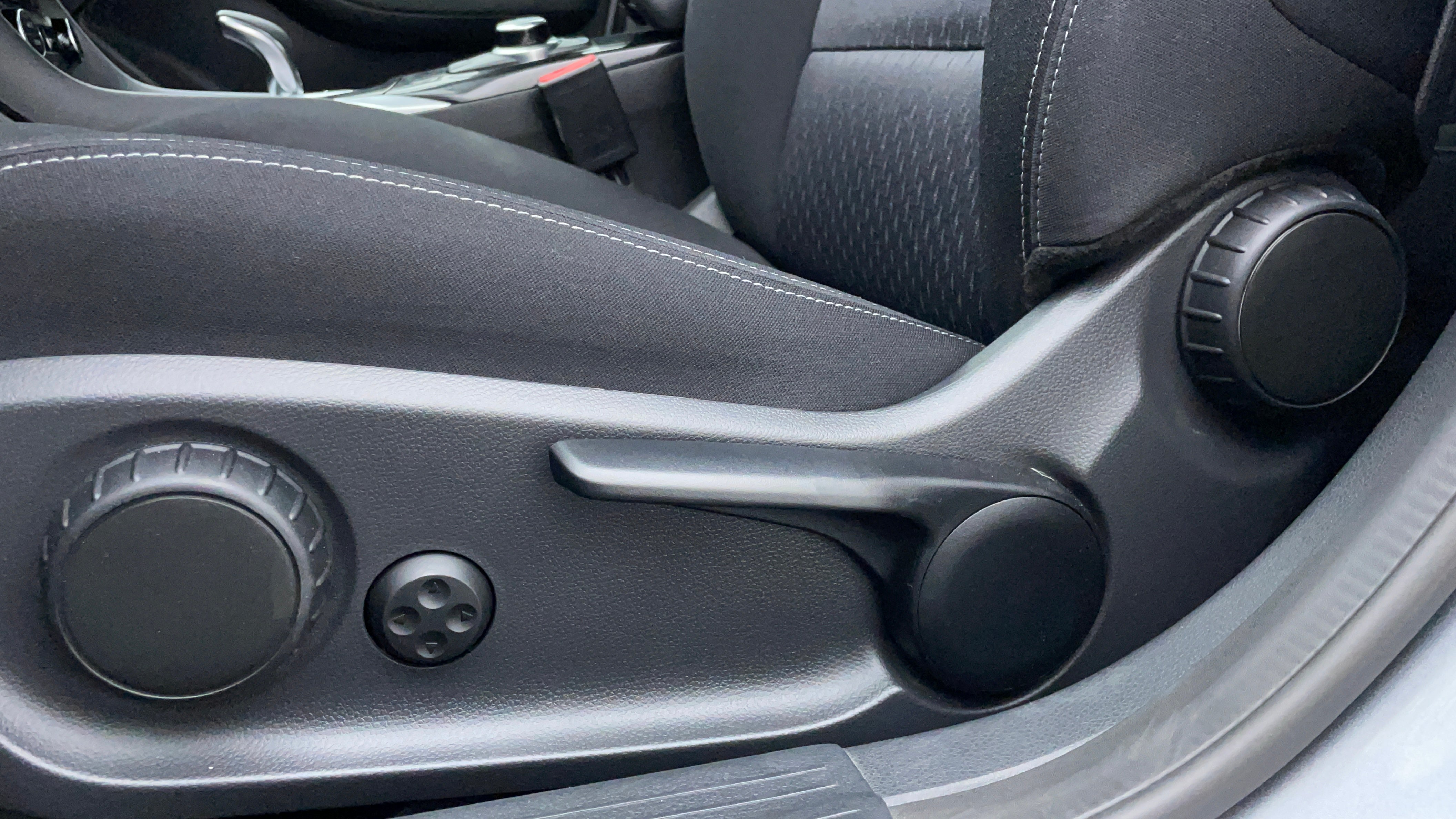 Infiniti Q30-Driver Side Adjustment Panel