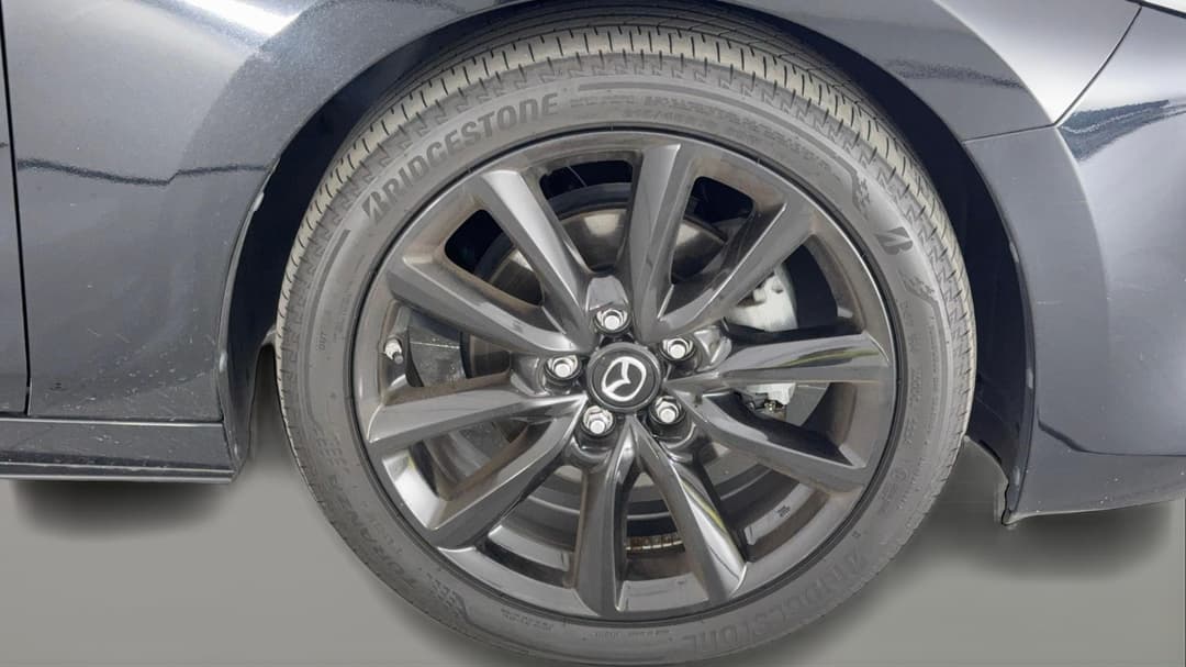 2024 Mazda Mazda3 G25 Astina, Automatic, 22648 km, Right Front Wheel