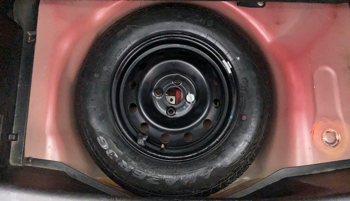2014 Maruti Swift VXI D, Petrol, Manual, 25,412 km, Spare Tyre