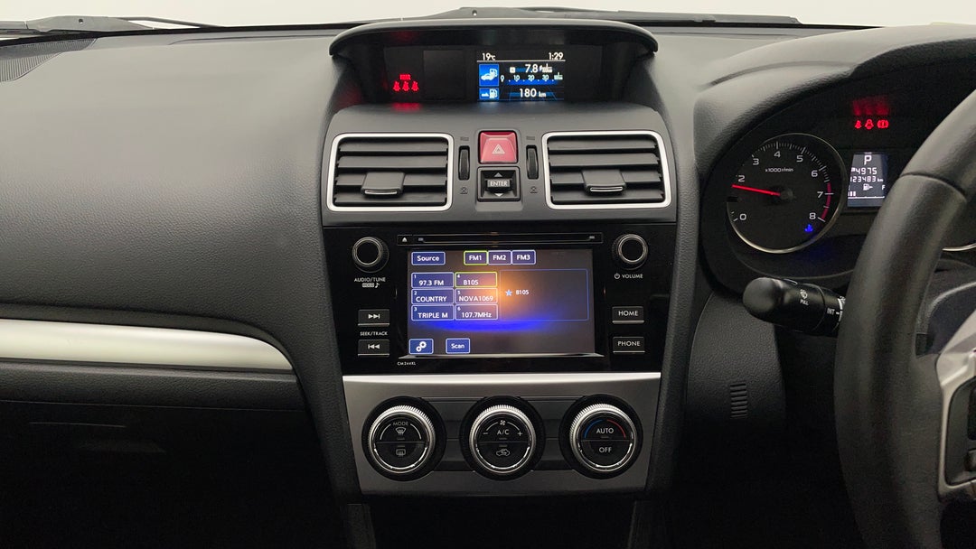 2015 Subaru Impreza 2.0i Premium (awd), Automatic, 123483 km, Center Console