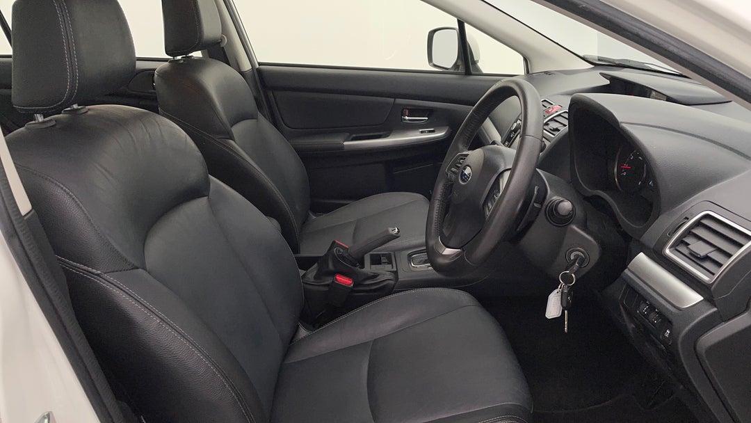 2015 Subaru Impreza 2.0i Premium (awd), Automatic, 123483 km, Right Side Front Door Cabin View