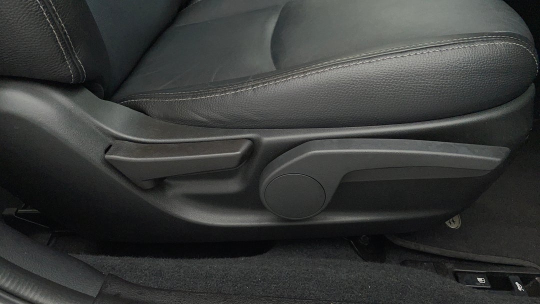 2015 Subaru Impreza 2.0i Premium (awd), Automatic, 123483 km, Drivers Side Adjustment Panel