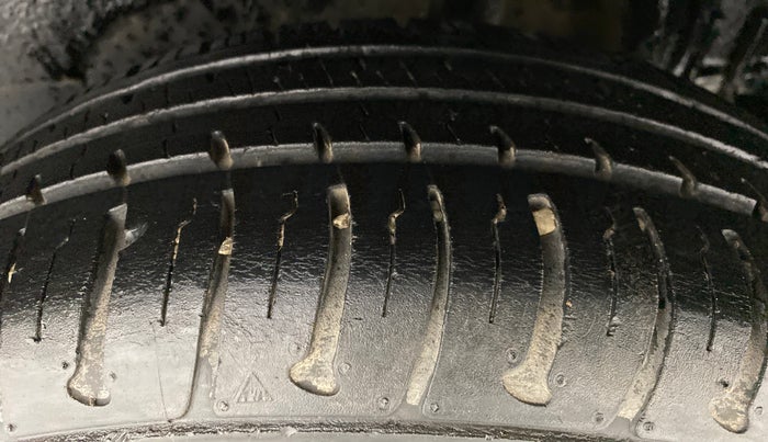 2015 Tata Bolt XM REVOTRON, Petrol, Manual, 58,278 km, Left Rear Tyre Tread