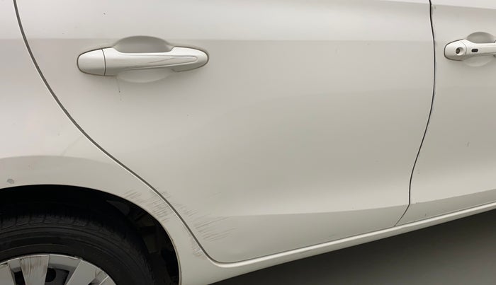 2018 Toyota YARIS G MT, Petrol, Manual, 35,850 km, Right rear door - Minor scratches