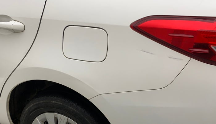 2018 Toyota YARIS G MT, Petrol, Manual, 35,850 km, Left quarter panel - Minor scratches