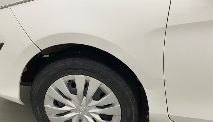2018 Toyota YARIS G MT, Petrol, Manual, 35,850 km, Left fender - Slightly dented
