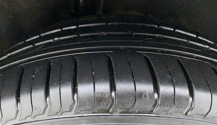 2015 Ford Ecosport 1.5TITANIUM TDCI, Diesel, Manual, 73,889 km, Right Rear Tyre Tread