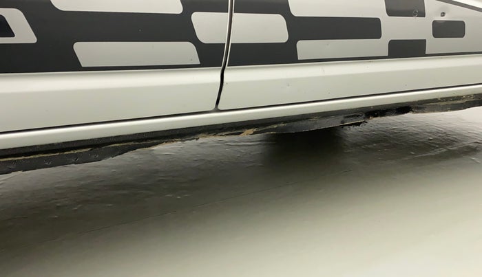 2017 Renault Kwid RXL 1.0 AMT, Petrol, Automatic, 54,714 km, Right running board - Slightly dented