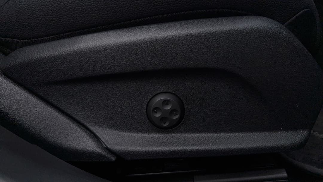 2019 Mercedes-benz E200 E200, Automatic, 22943 km, Drivers Side Adjustment Panel