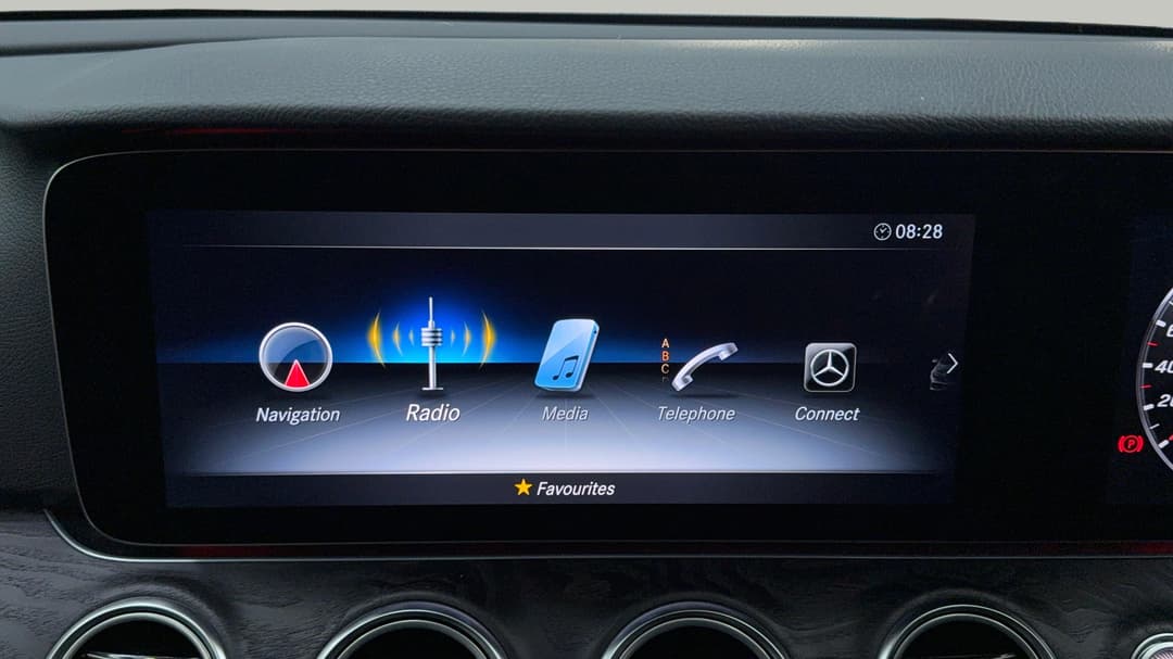 2019 Mercedes-benz E200 E200, Automatic, 22943 km, Infotainment System