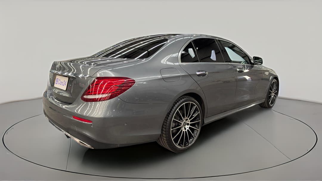 2019 Mercedes-benz E200 E200, Automatic, 22943 km, Right Back Diagonal (45- Degree) View