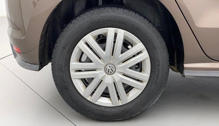 2020 Volkswagen Polo TRENDLINE 1.0L, Petrol, Manual, 43,712 km, Right Rear Wheel