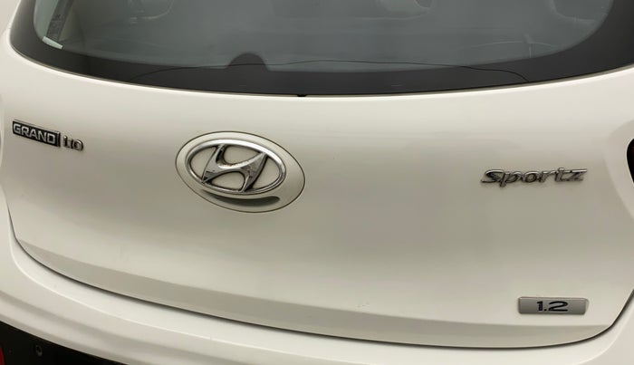 2017 Hyundai Grand i10 SPORTZ 1.2 KAPPA VTVT, Petrol, Manual, 32,656 km, Dicky (Boot door) - Slightly dented