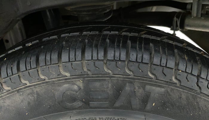 2018 Maruti Alto 800 LXI, Petrol, Manual, 10,353 km, Left Rear Tyre Tread