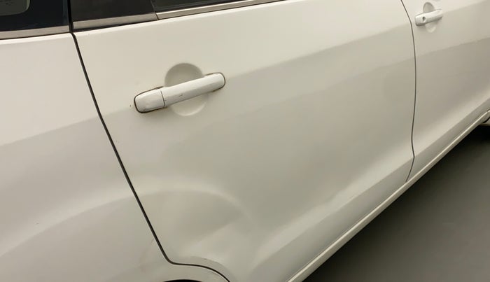 2016 Maruti Ertiga VXI CNG, CNG, Manual, 43,629 km, Right rear door - Paint has faded