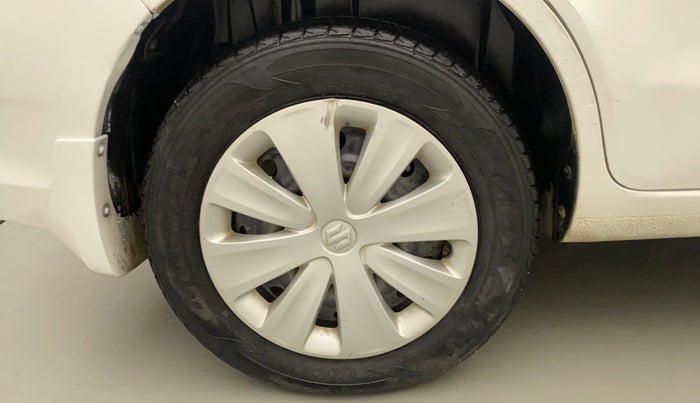 2016 Maruti Ertiga VXI CNG, CNG, Manual, 43,629 km, Right Rear Wheel