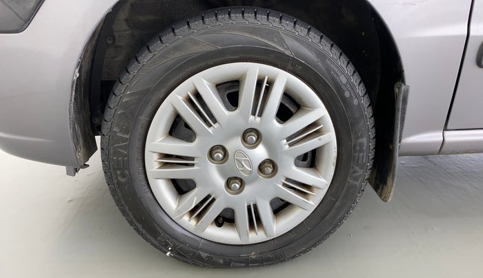 2013 Hyundai Santro Xing GLS, Petrol, Manual, 50,268 km, Left Front Wheel
