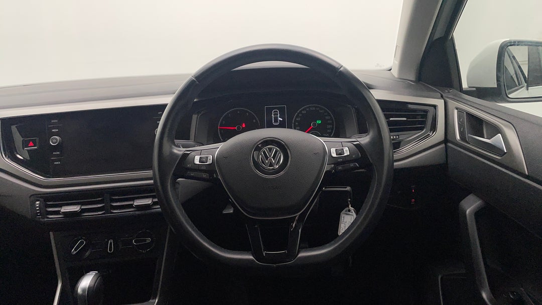 2018 Volkswagen Polo 70tsi Trendline, Automatic, 72130 km, Steering Wheel Close-up