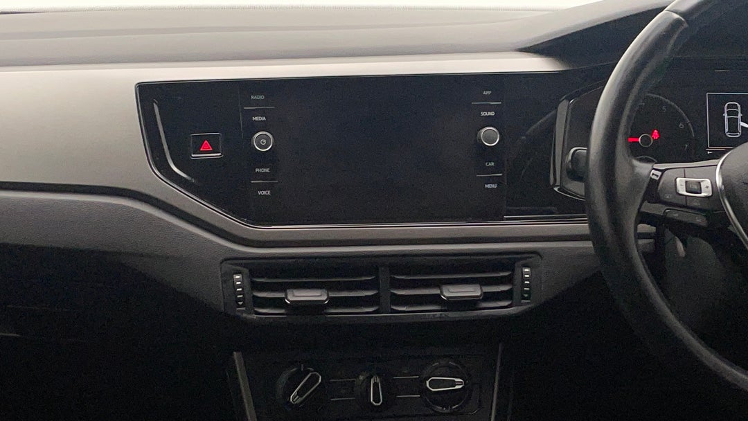 2018 Volkswagen Polo 70tsi Trendline, Automatic, 72130 km, Infotainment System