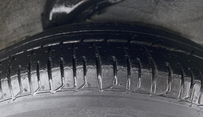2012 Hyundai i10 SPORTZ 1.2, Petrol, Manual, 48,248 km, Left Rear Tyre Tread
