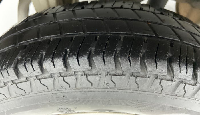 2018 Maruti Alto 800 LXI, Petrol, Manual, 36,509 km, Right Rear Tyre Tread