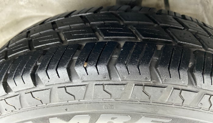 2018 Maruti Alto 800 LXI, Petrol, Manual, 36,509 km, Left Front Tyre Tread