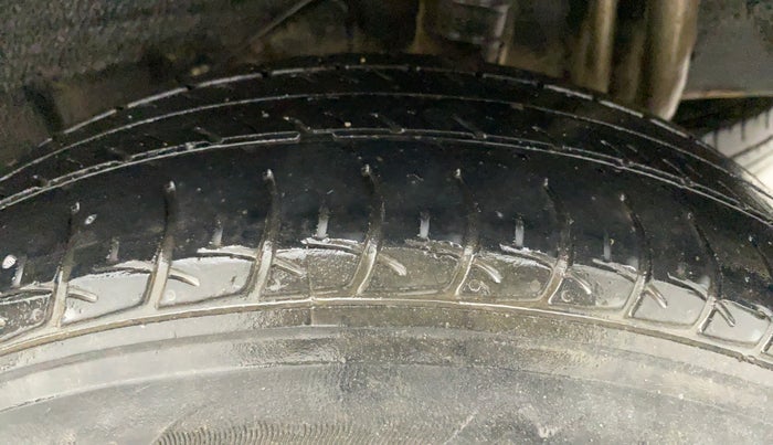 2019 Datsun Go Plus T, Petrol, Manual, 86,237 km, Left Rear Tyre Tread