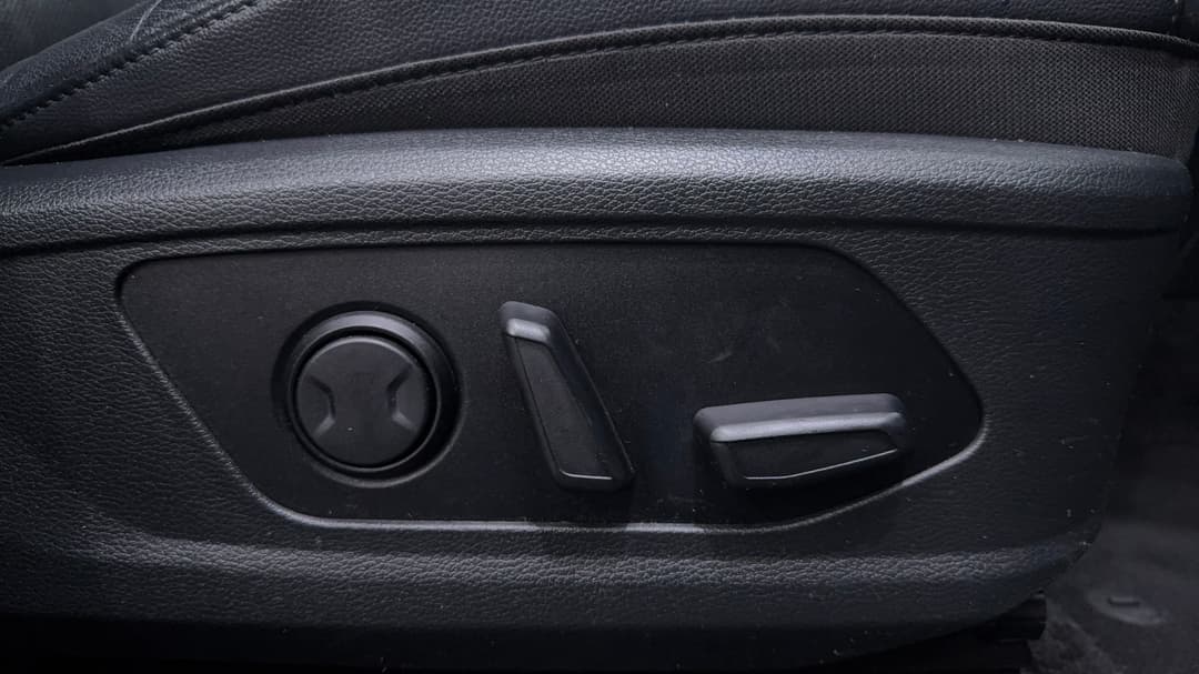 2022 Kia Sportage Gt-line (AWD), Automatic, 76421 km, Drivers Side Adjustment Panel