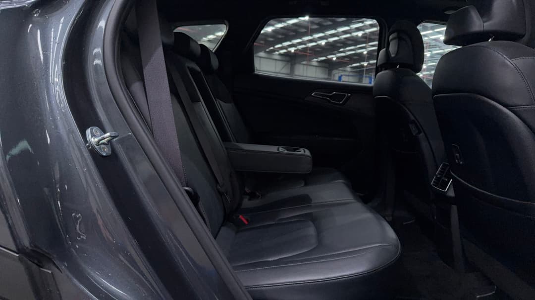 2022 Kia Sportage Gt-line (AWD), Automatic, 76421 km, Right Side Rear Door Cabin View