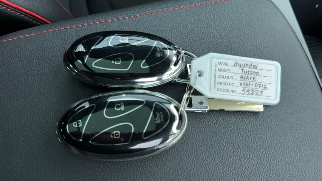 2025 Hyundai Tucson Premium N Line (AWD), Automatic, 17999 km, Key Close-up