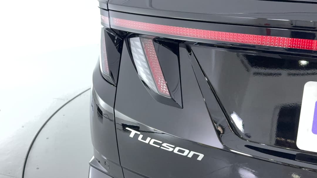 2025 Hyundai Tucson Premium N Line (AWD), Automatic, 17999 km, Badge (Boot Left Side)