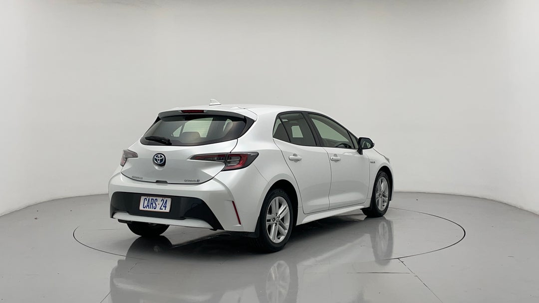 Right Back Diagonal (45- Degree) View