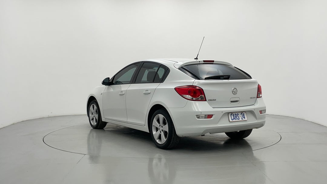 Left Back Diagonal (45- Degree) View