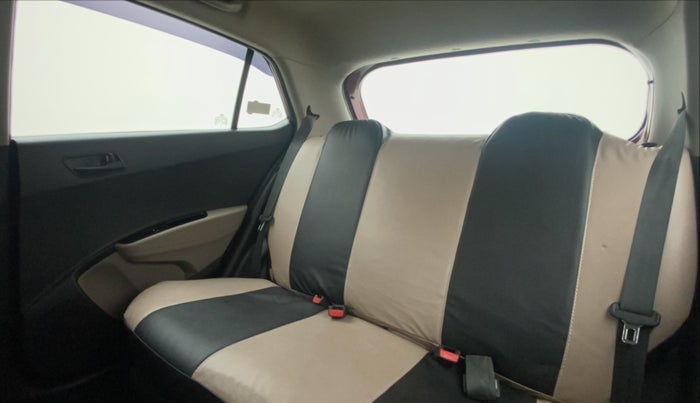 2014 Hyundai Grand i10 MAGNA 1.2 VTVT, Petrol, Manual, 32,139 km, Right Side Rear Door Cabin