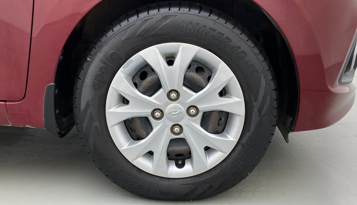 2014 Hyundai Grand i10 MAGNA 1.2 VTVT, Petrol, Manual, 32,139 km, Right Front Wheel