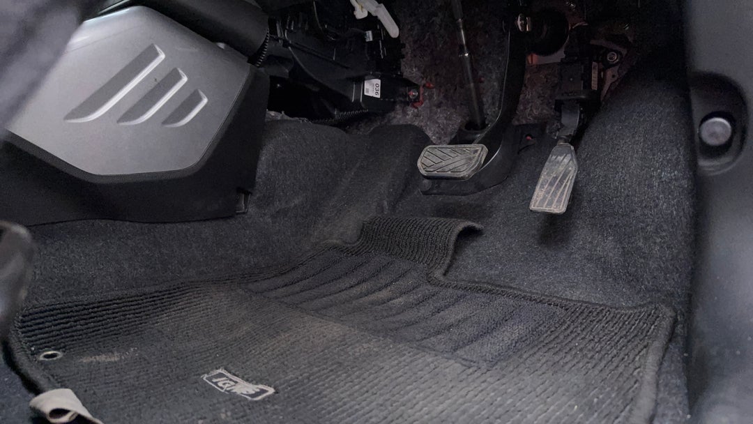 Pedals and Footmat