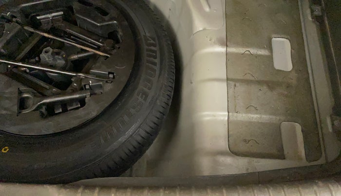 2011 Hyundai i10 MAGNA 1.2, Petrol, Manual, 41,390 km, Boot floor - Slight discoloration