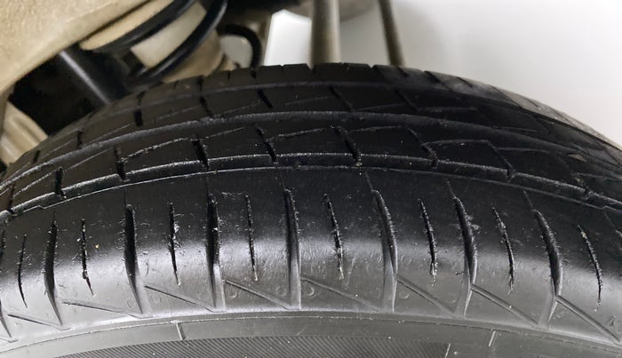 2019 Maruti Alto LXI, Petrol, Manual, 39,925 km, Left Rear Tyre Tread