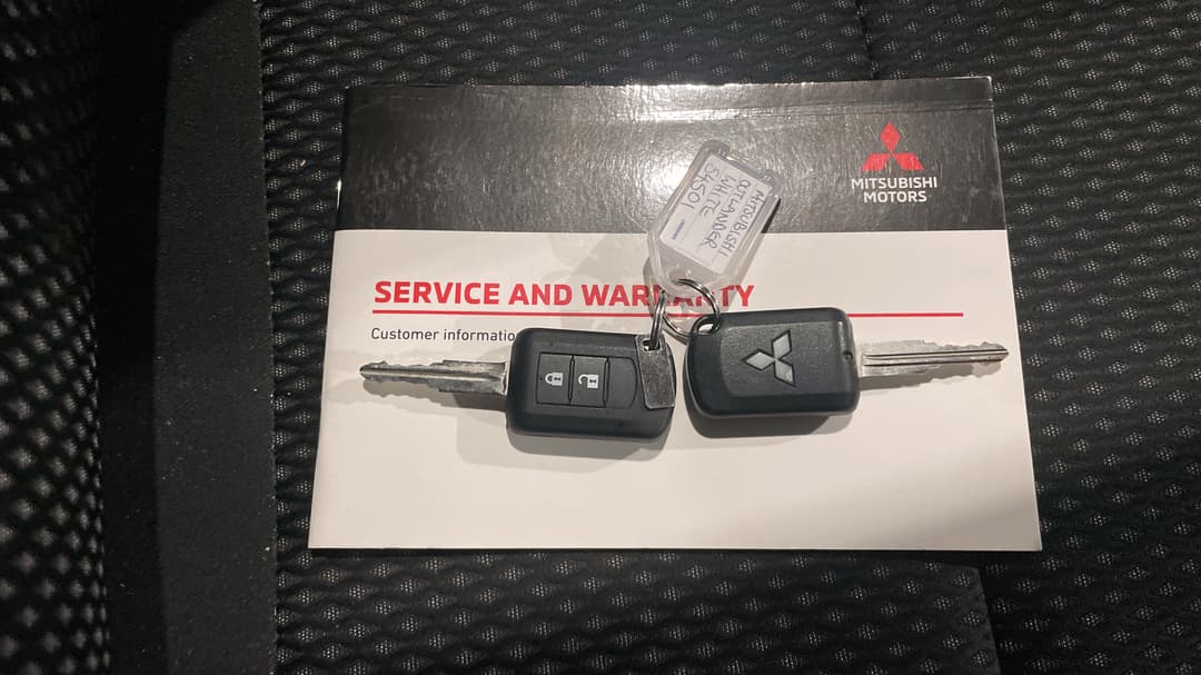 2019 Mitsubishi Outlander Es 7 Seat (2WD), Automatic, 113073 km, Key Close-up