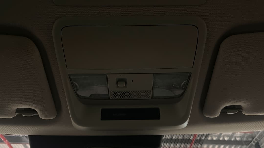 2019 Mitsubishi Outlander Es 7 Seat (2WD), Automatic, 113073 km, On-Roof Controls/Sunglass holder