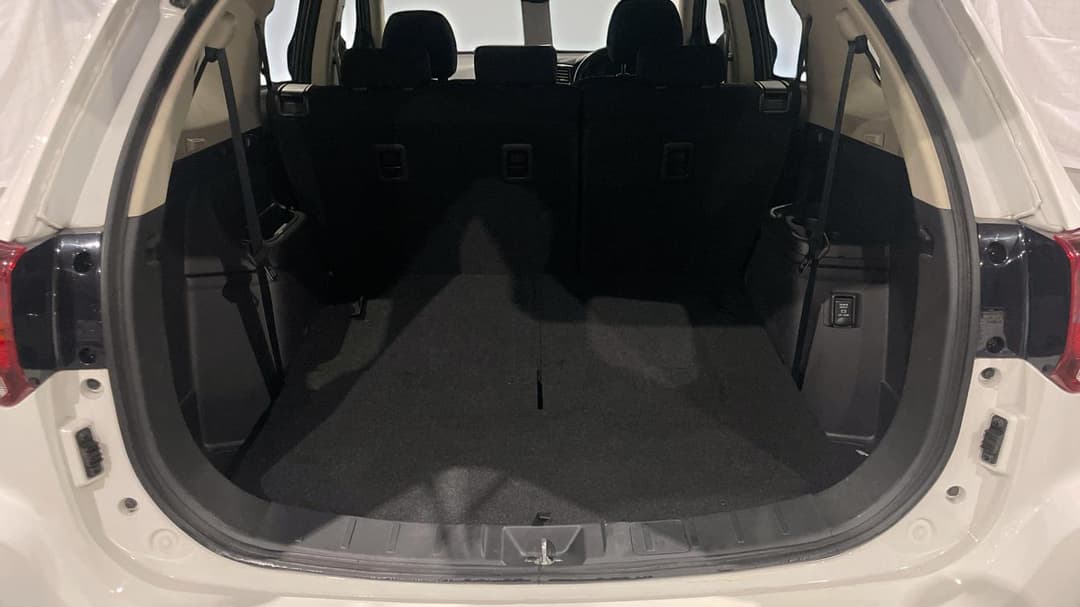 2019 Mitsubishi Outlander Es 7 Seat (2WD), Automatic, 113073 km, Boot Inside View