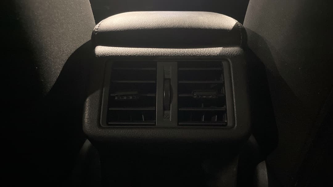 2019 Mitsubishi Outlander Es 7 Seat (2WD), Automatic, 113073 km, Rear A/C Vent