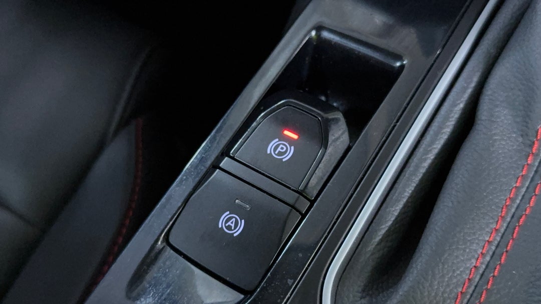 2024 MG Mg5 Vibe, Automatic, 20101 km, Handbrake